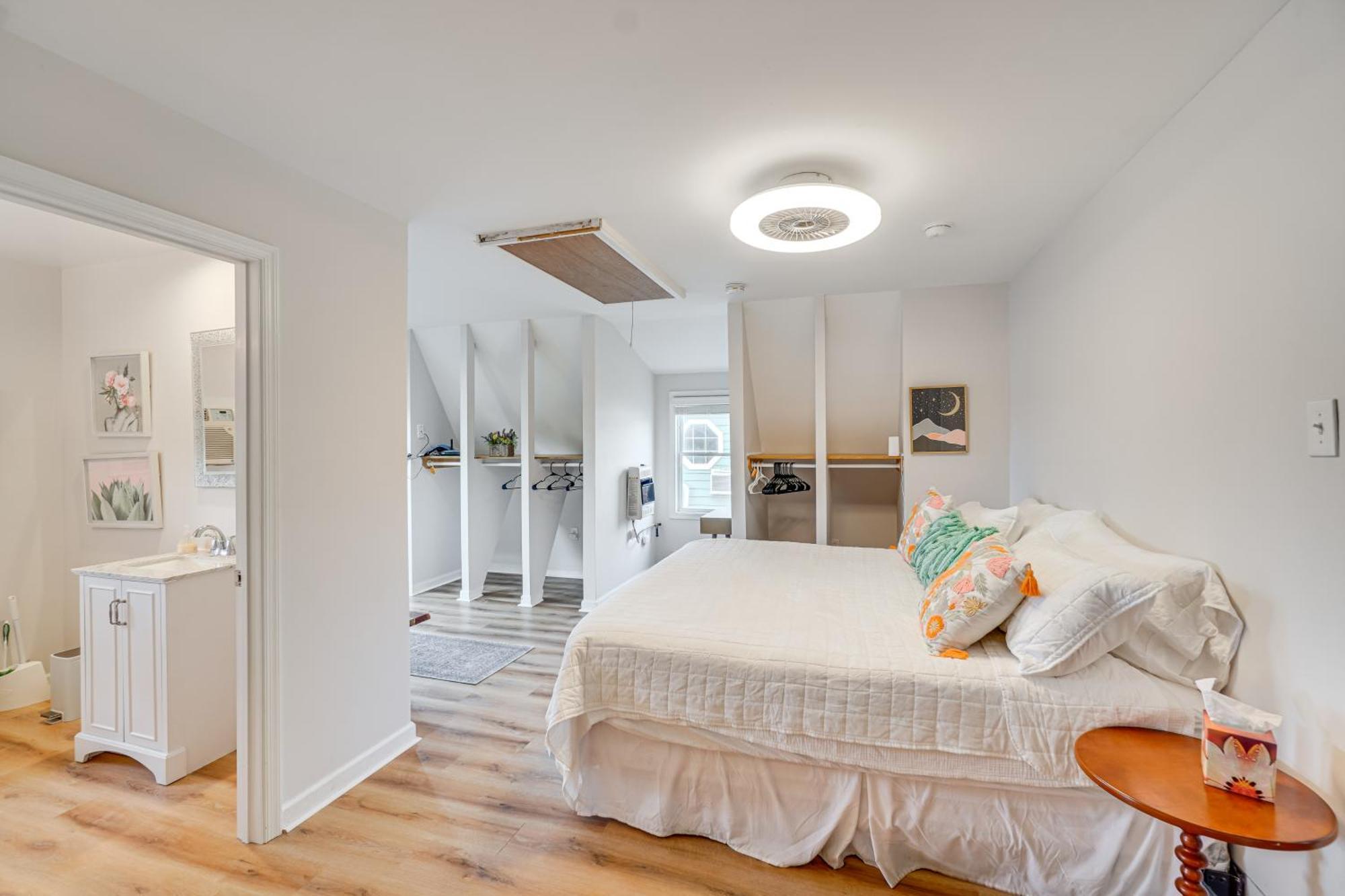 Epic Brunswick Apartment, Deck With Private Hot Tub! Buitenkant foto