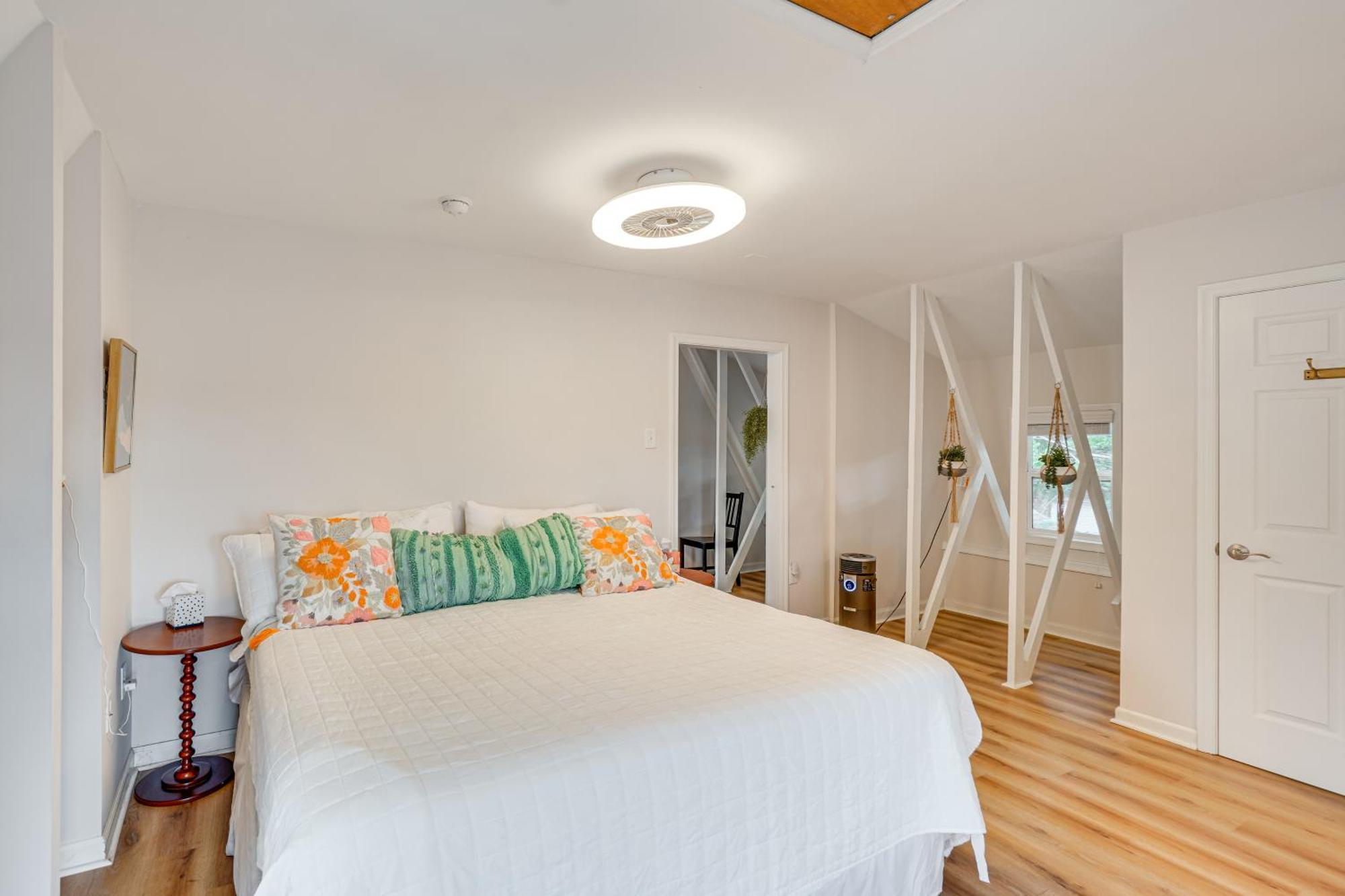 Epic Brunswick Apartment, Deck With Private Hot Tub! Buitenkant foto