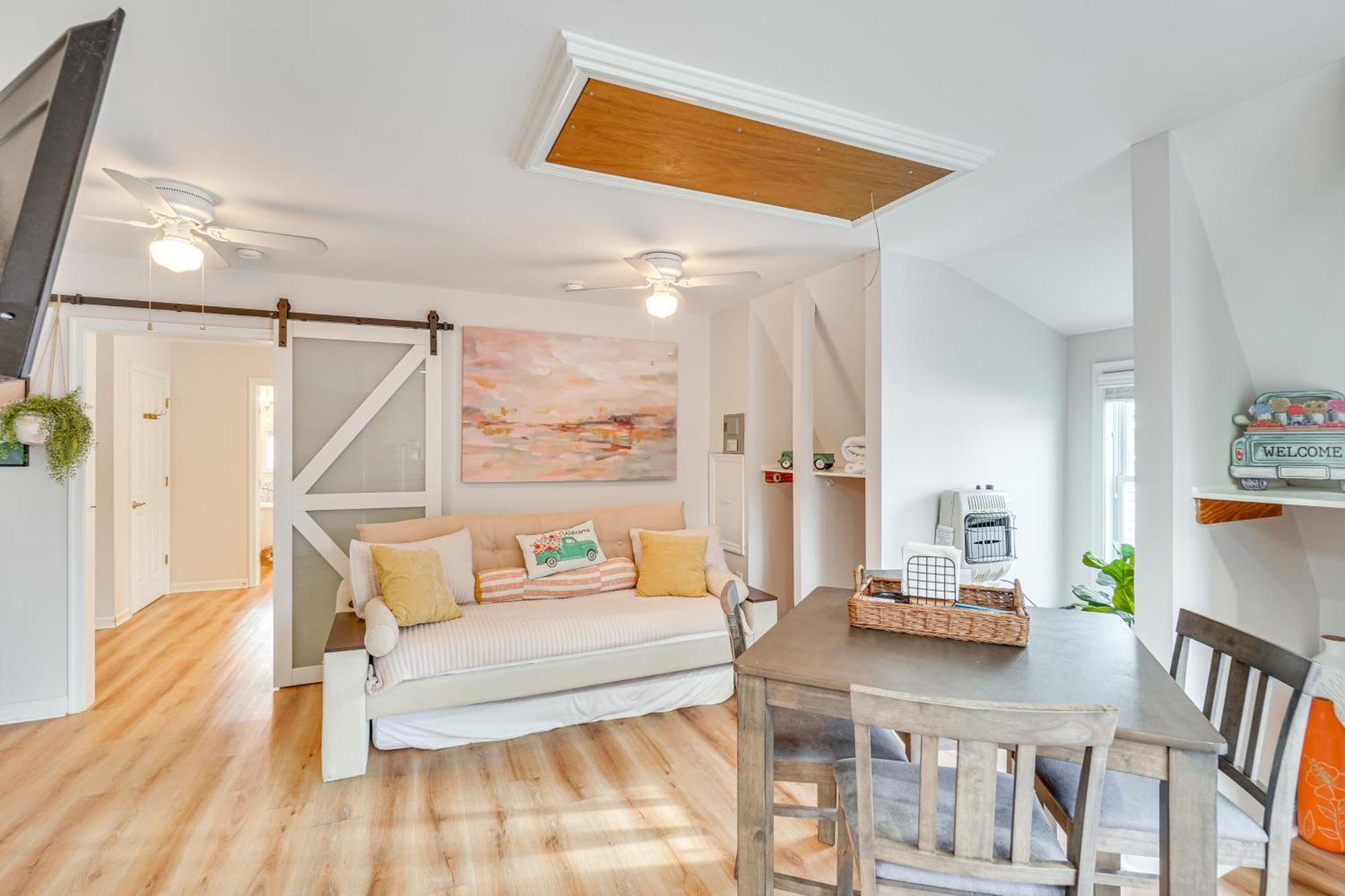 Epic Brunswick Apartment, Deck With Private Hot Tub! Buitenkant foto